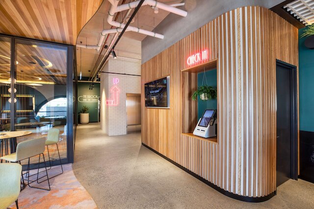 ナイトリエ ミッチェルトン ザ ブルック