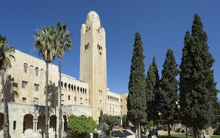 YMCA スリー アーチズ ホテル