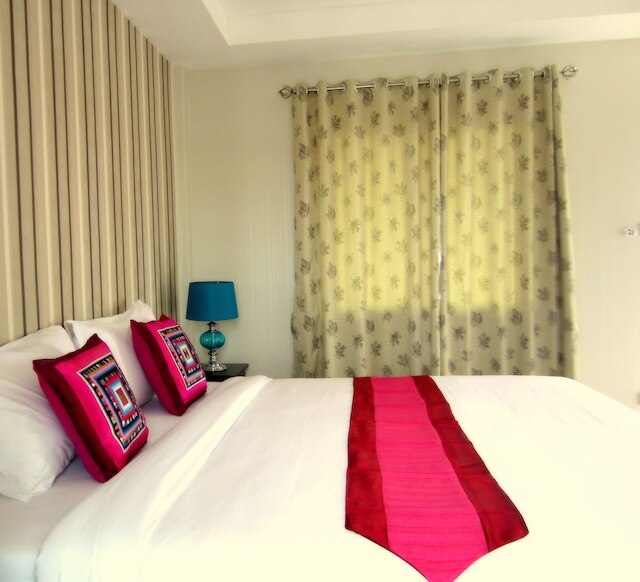 チェンマイ ワロロス ブティック ホテル