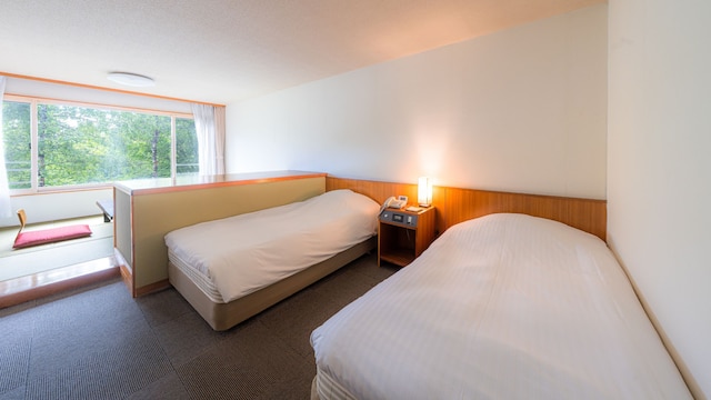 奥日光小西ホテル