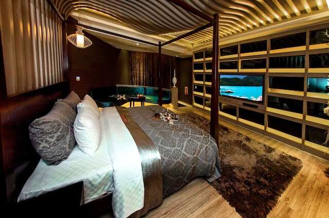 ジィン シャ モーテル (金沙汽車旅館)