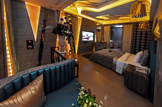 ジィン シャ モーテル (金沙汽車旅館)