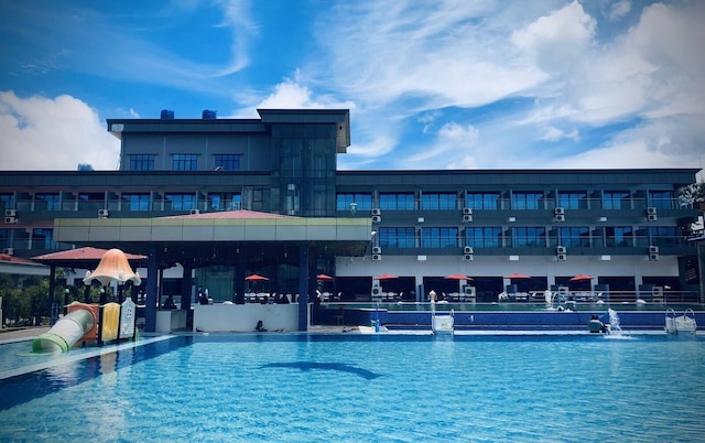 エクセル リバー ビュー ホテル