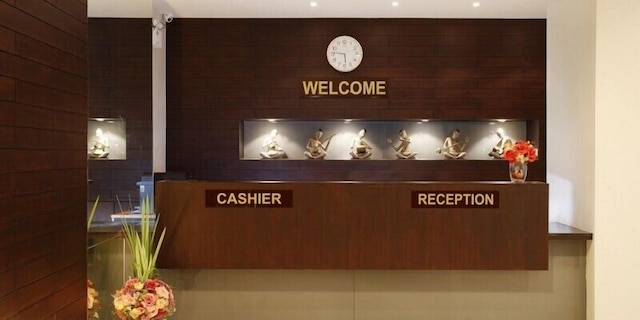 ナイズ・ホテル