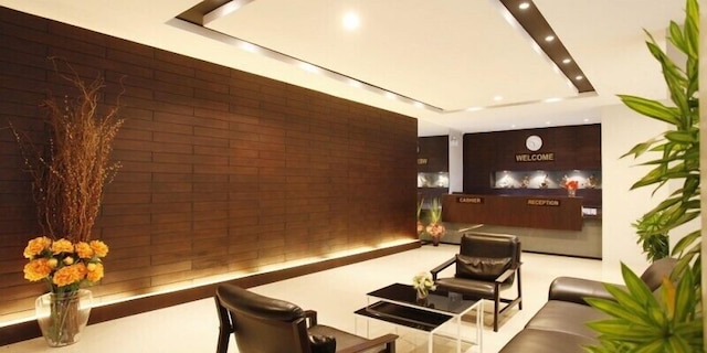 ナイズ・ホテル