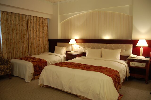 花東ホテル (花東客棧)