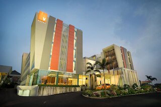 V ホテル & レジデンス バンドン