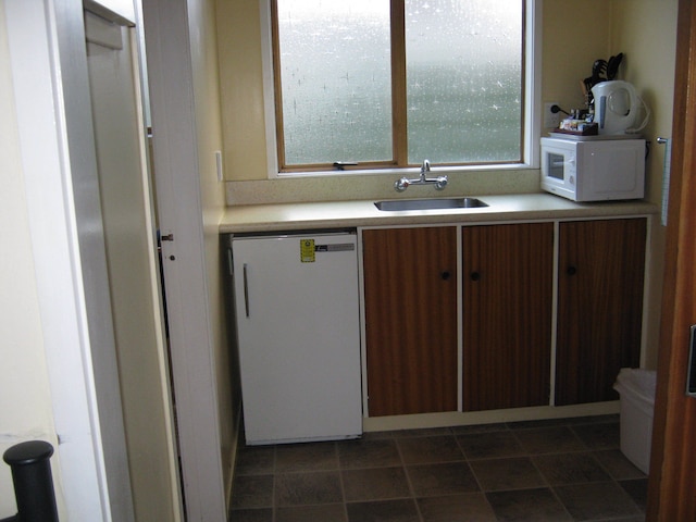 アデルフィ モーテル