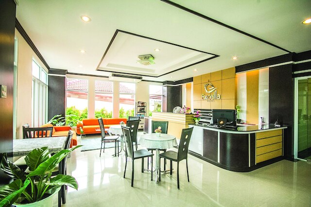 エクセラ ホテル