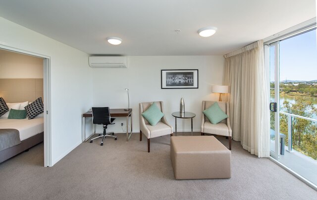 エンパイア アパートメント ホテル