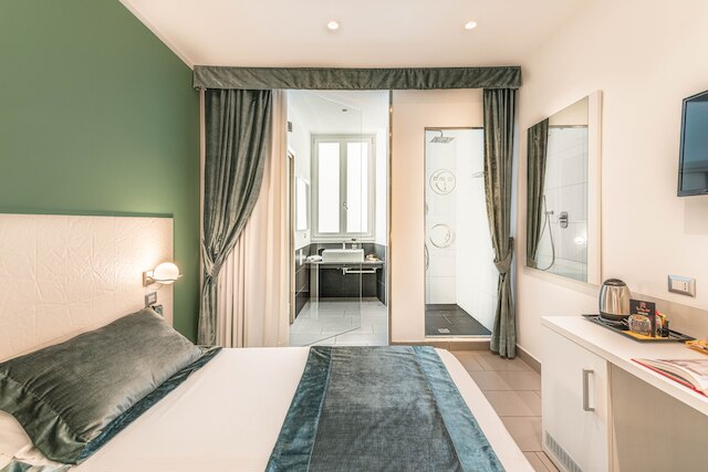 トレヴィ パレス ホテル