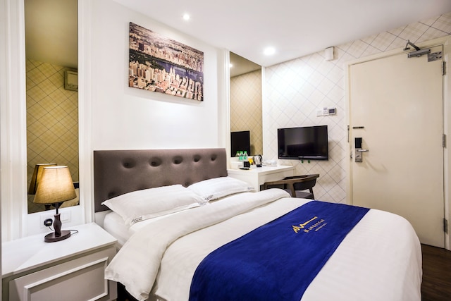 マンハッタン ビジネス ホテルダマンサラ ペルダナ