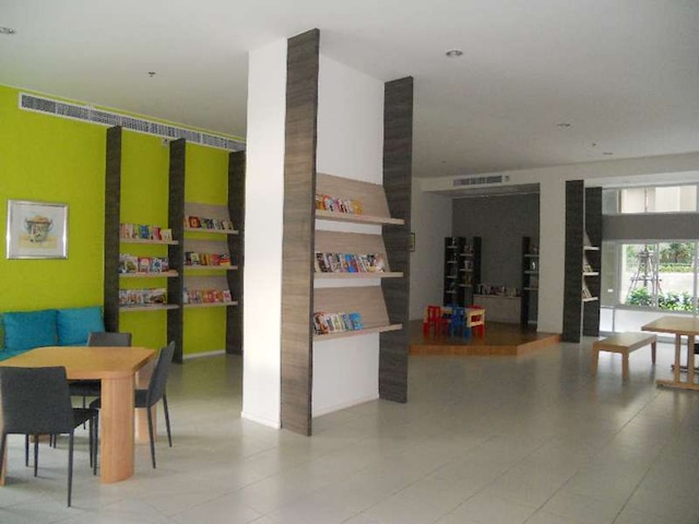 ルンピニ ヴィル ナクルア グッド ラック