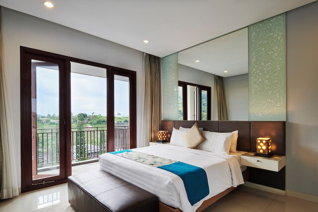 モーニング グローリー マウンテン ビュー 4 ベッドルーム ヴィラ ウィズ プール