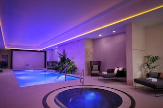 モンカーム イースト オートグラフ コレクション