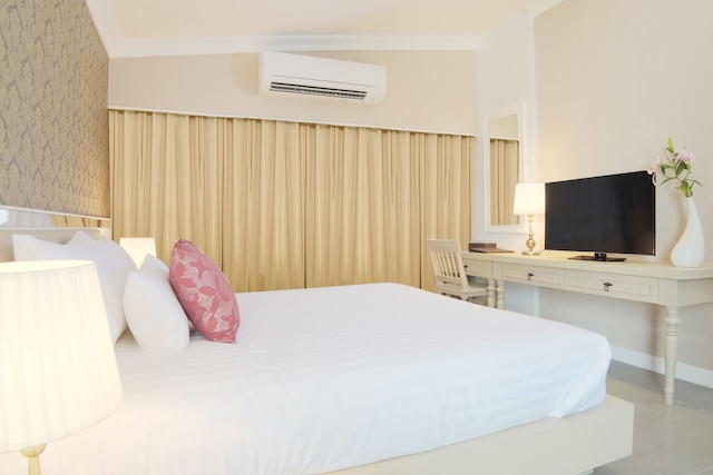 ザ ラヤ スラウォン バンコク