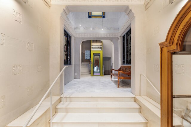 フスター アパートメンツ バイ アスパシオス