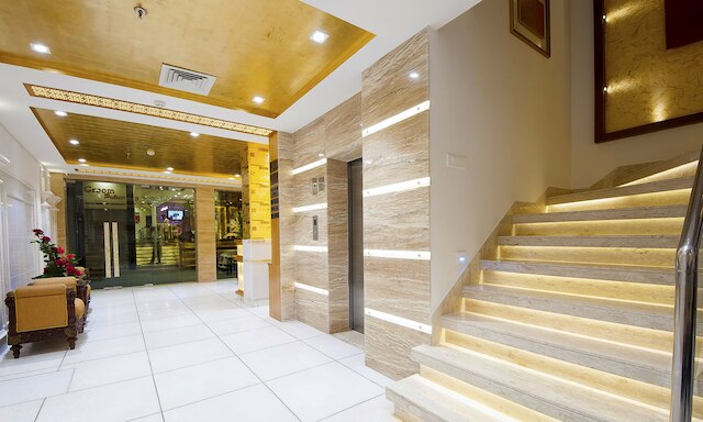 ホテル スワラン パレス