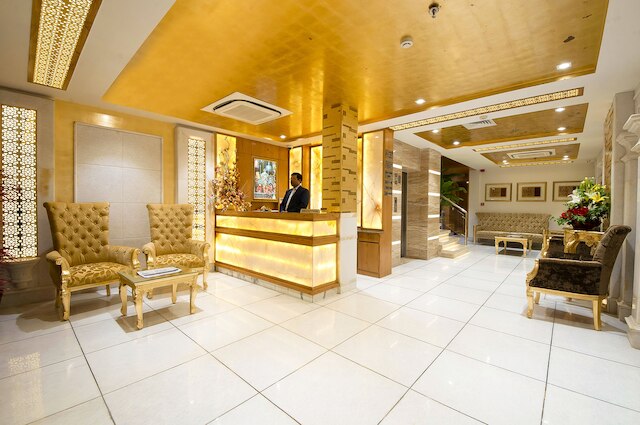 ホテル スワラン パレス