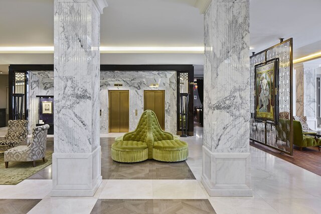 タイタニック ジャンダルメンマルクト ベルリン