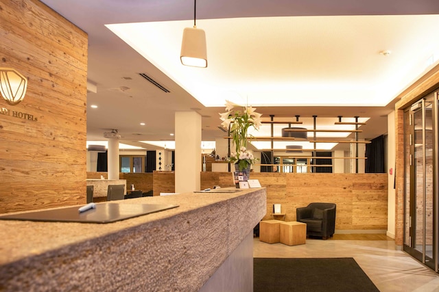 バイヤー89ヴィ・ヴァディ・ホテル