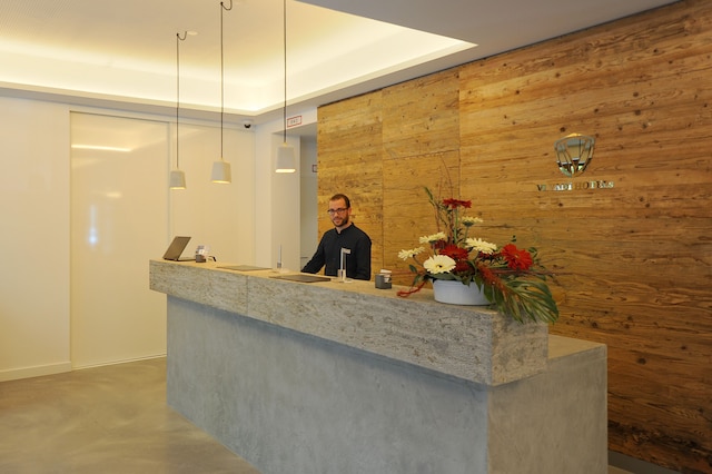 バイヤー89ヴィ・ヴァディ・ホテル