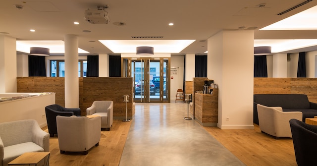 バイヤー89ヴィ・ヴァディ・ホテル