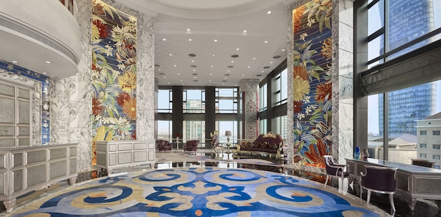 ザ レベリー サイゴン