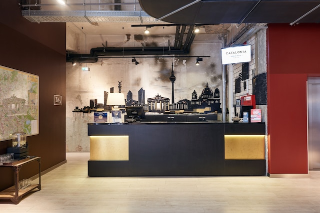 カタロニア ベルリン ミッテ