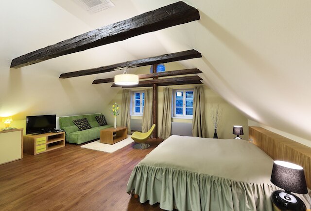 ディパンダンス エドワード ケリー