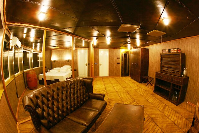 ビンテージ ラグジュアリー ヨット ホテル