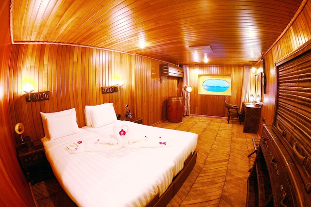 ビンテージ ラグジュアリー ヨット ホテル