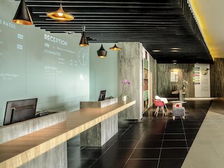 イビス マカサー シティ センター