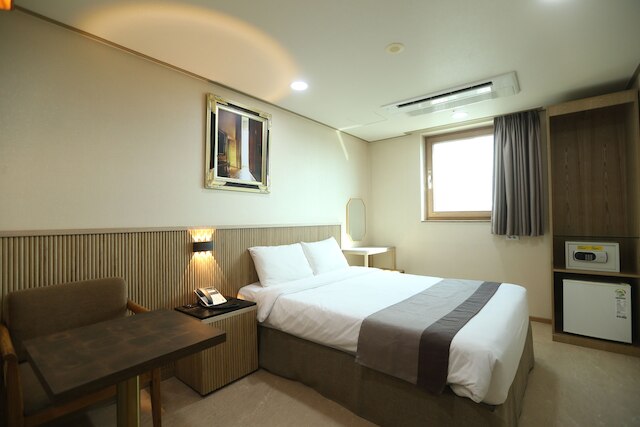 ゴールデン シティ ホテル 東大門