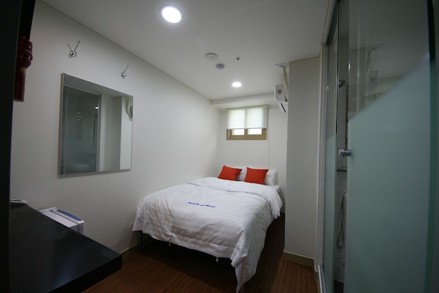 スター ゲスト ハウス