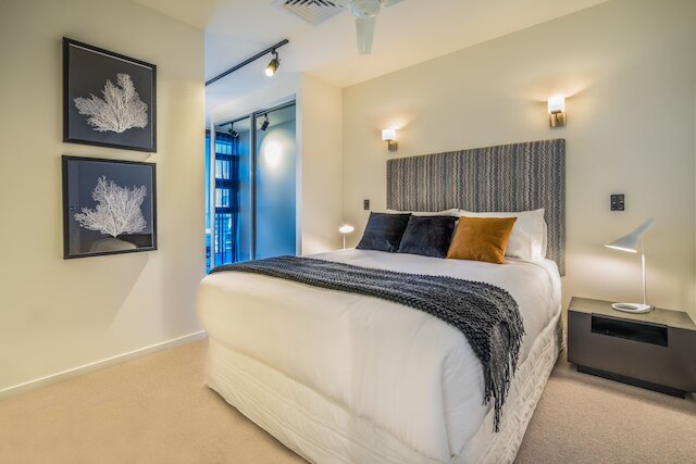 アリーナ アパートメンツ