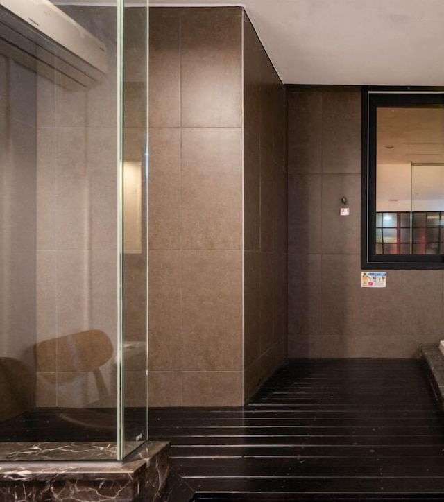 2 ヘブン ホテル