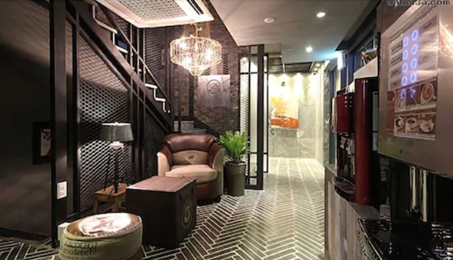 25 アワーズ ホテル