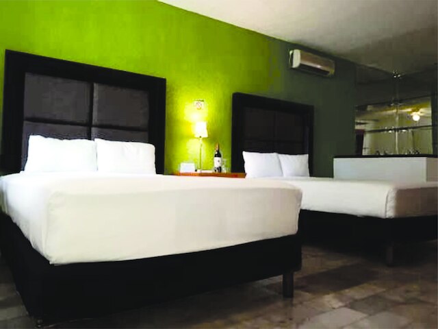 ホテル グリーン 16