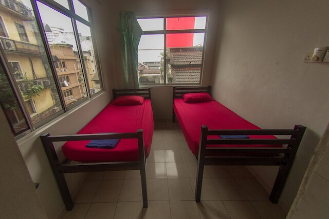 ステップ イン ゲスト ハウス