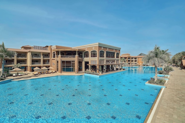 ヒルトン アレクサンドリア キングズ ランチ