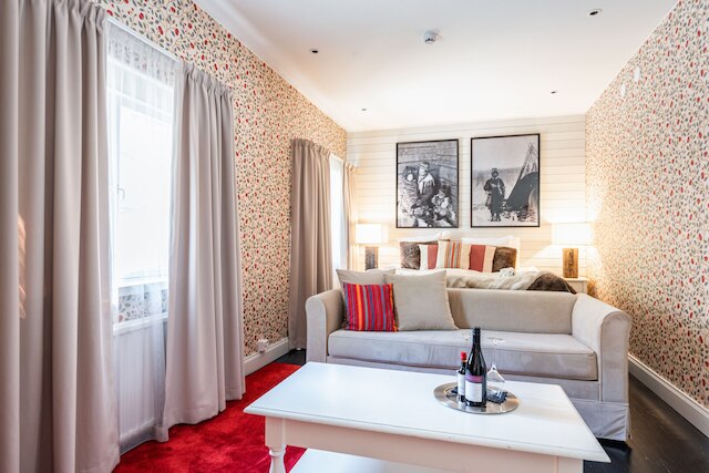 アークティック ライト ホテル