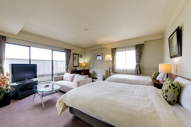 プラザ ホテル豊田