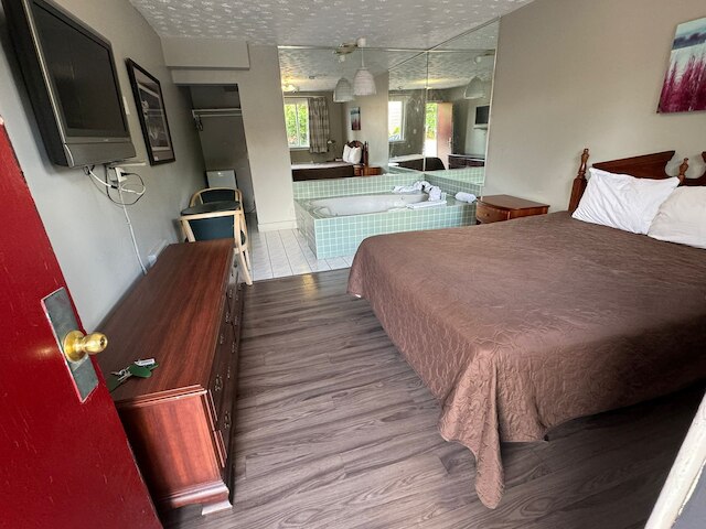 6267 ペルセポリス イン