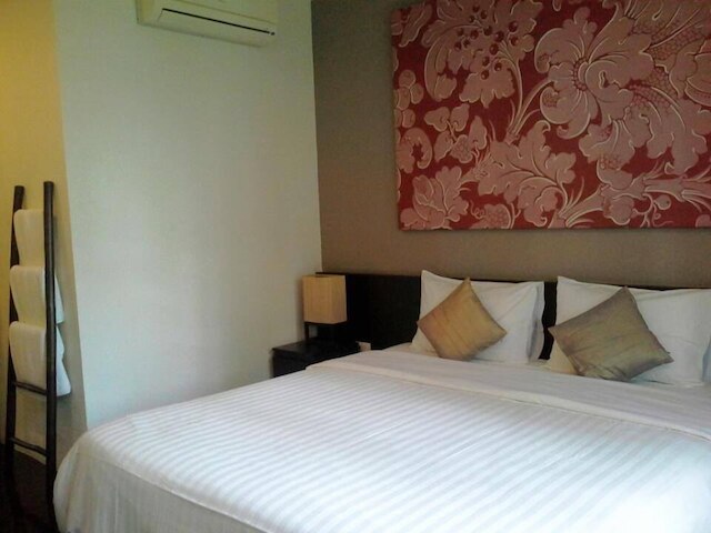 296 ザ ラートタナイヤ レジデンス