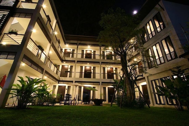 296 ザ ラートタナイヤ レジデンス