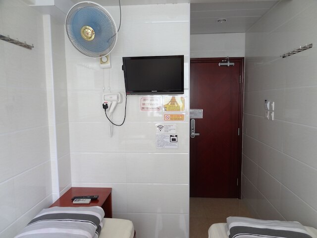 タイ ワー ホステル (大華賓館)