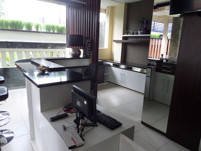 グリヤ ネンドラ ホテル