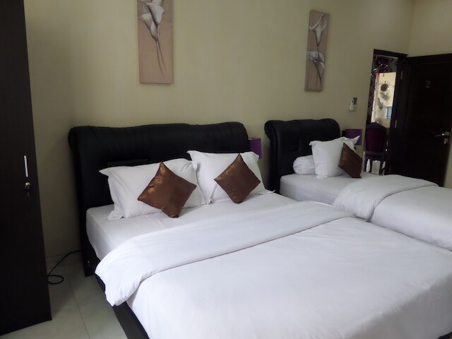 グリヤ ネンドラ ホテル