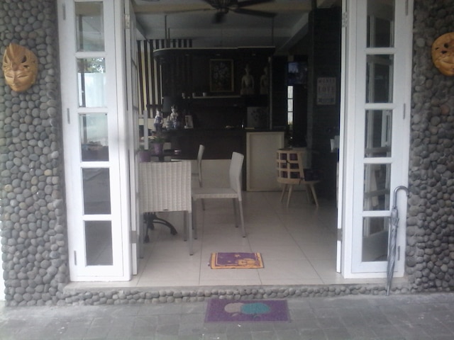 グリヤ ネンドラ ホテル